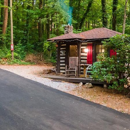 Log Cabin Motor Court Asheville Kültér fotó