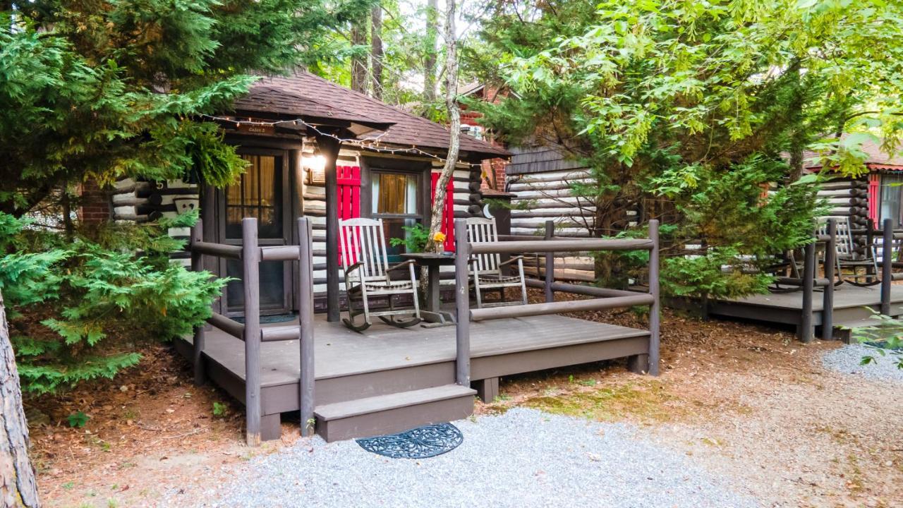 Log Cabin Motor Court Asheville Kültér fotó